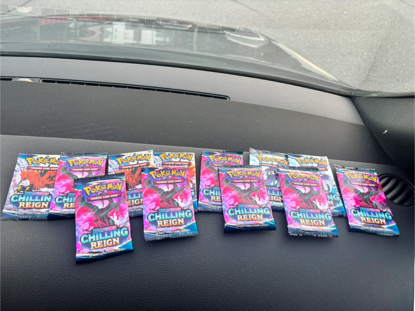 Pokemon TCG Chilling Reign Booster Packs - photo 4