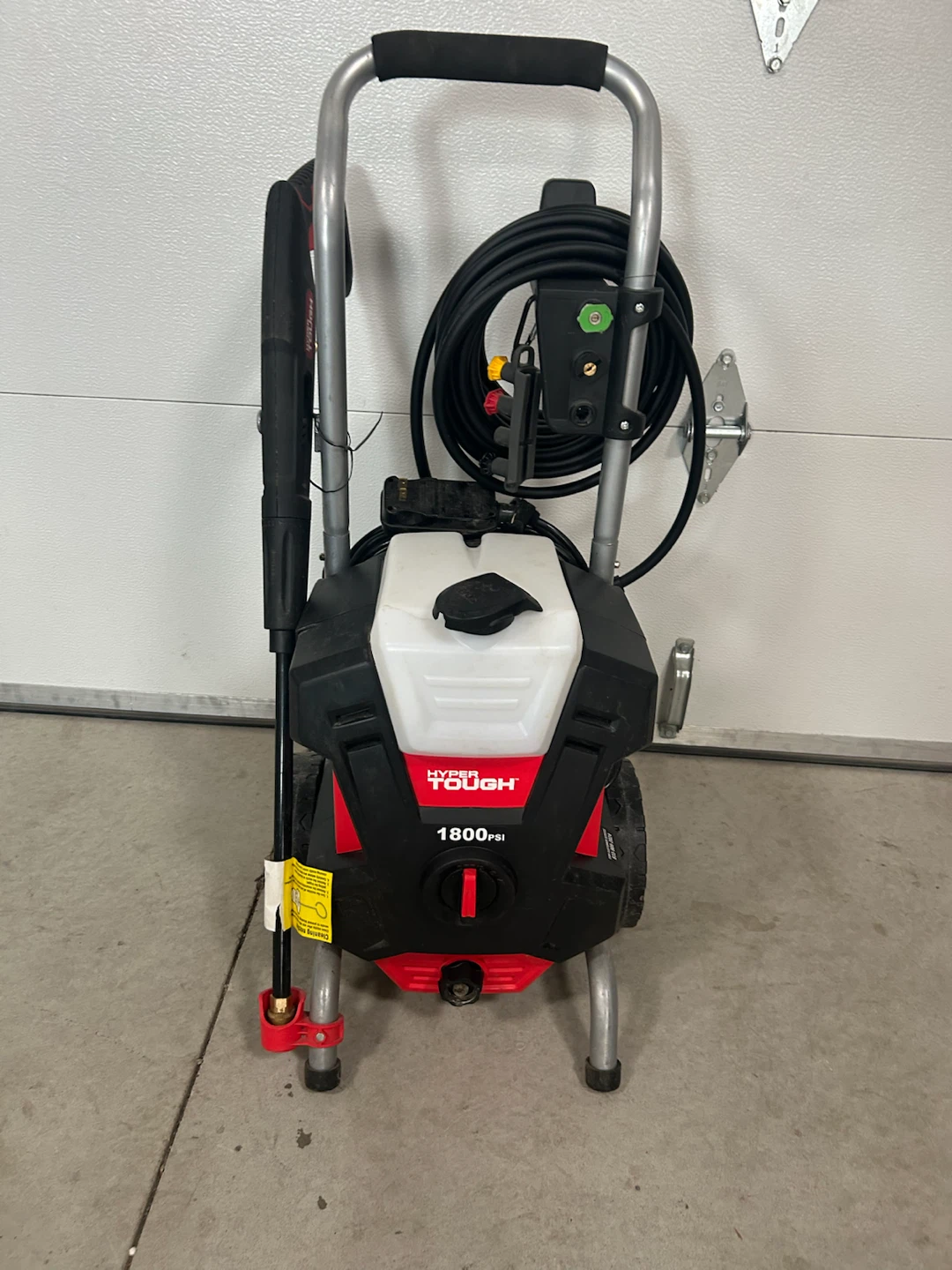Hyper Tough 1800PSI Electric Pressure Washer