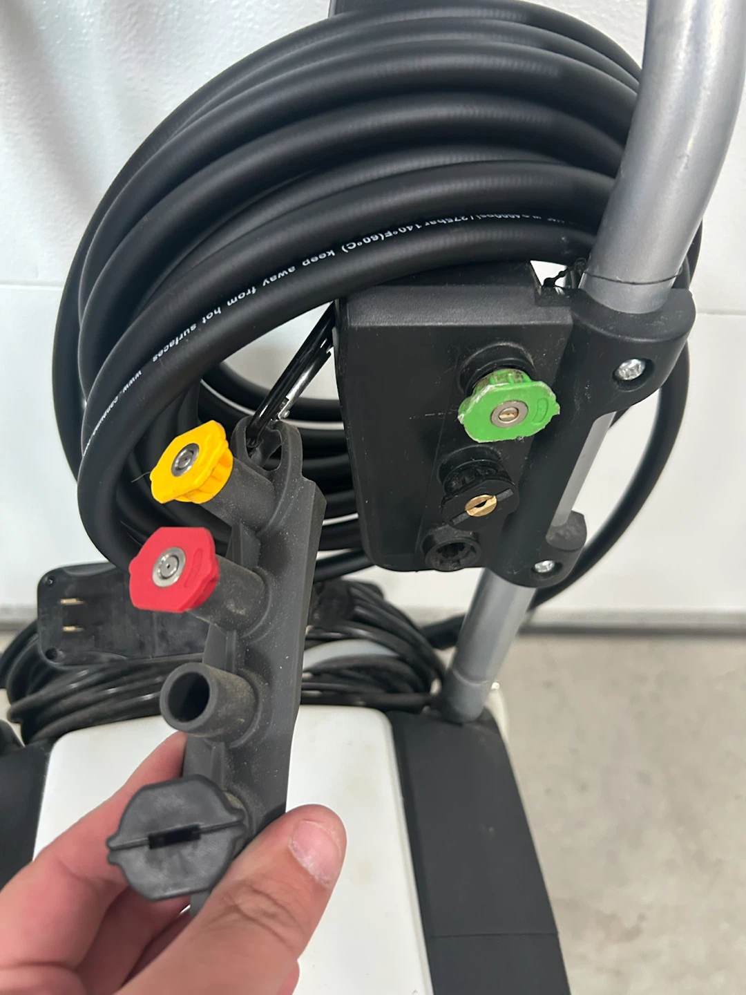 Hyper Tough 1800PSI Electric Pressure Washer - photo 2