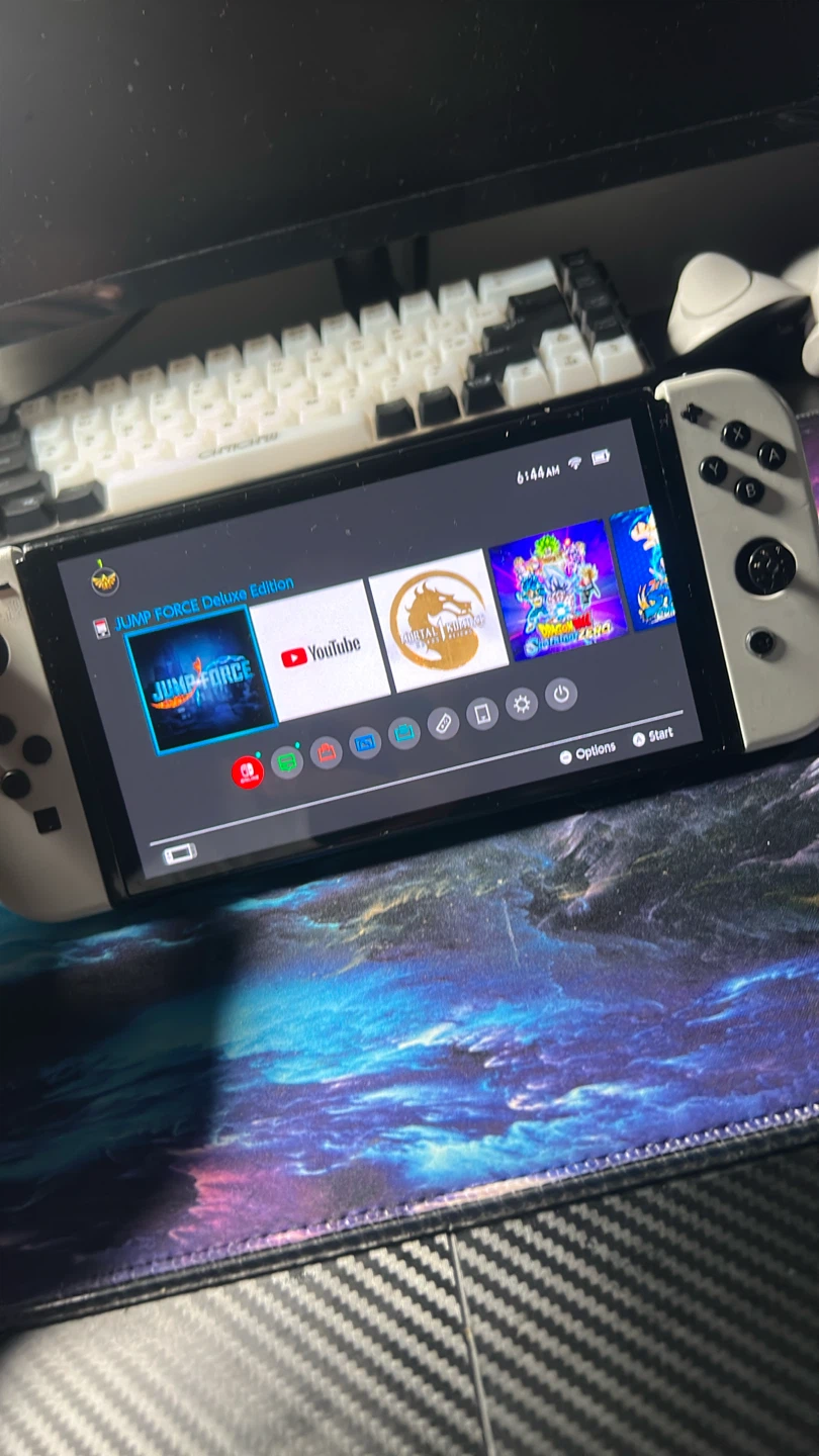 Nintendo Switch OLED Model - White (DOES NOT INCLUDE ACCOUNT) - photo 3