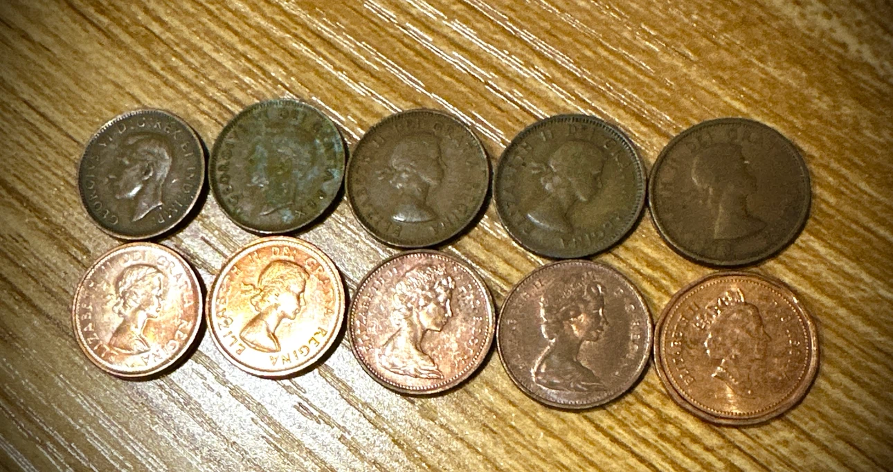 Collection of 10 Canadian Pennies