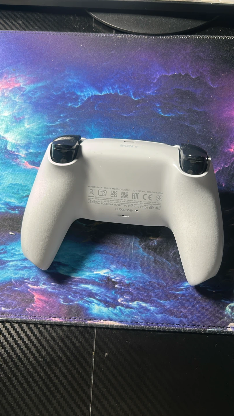 Sony PlayStation 5 DualSense Wireless Controller - photo 3
