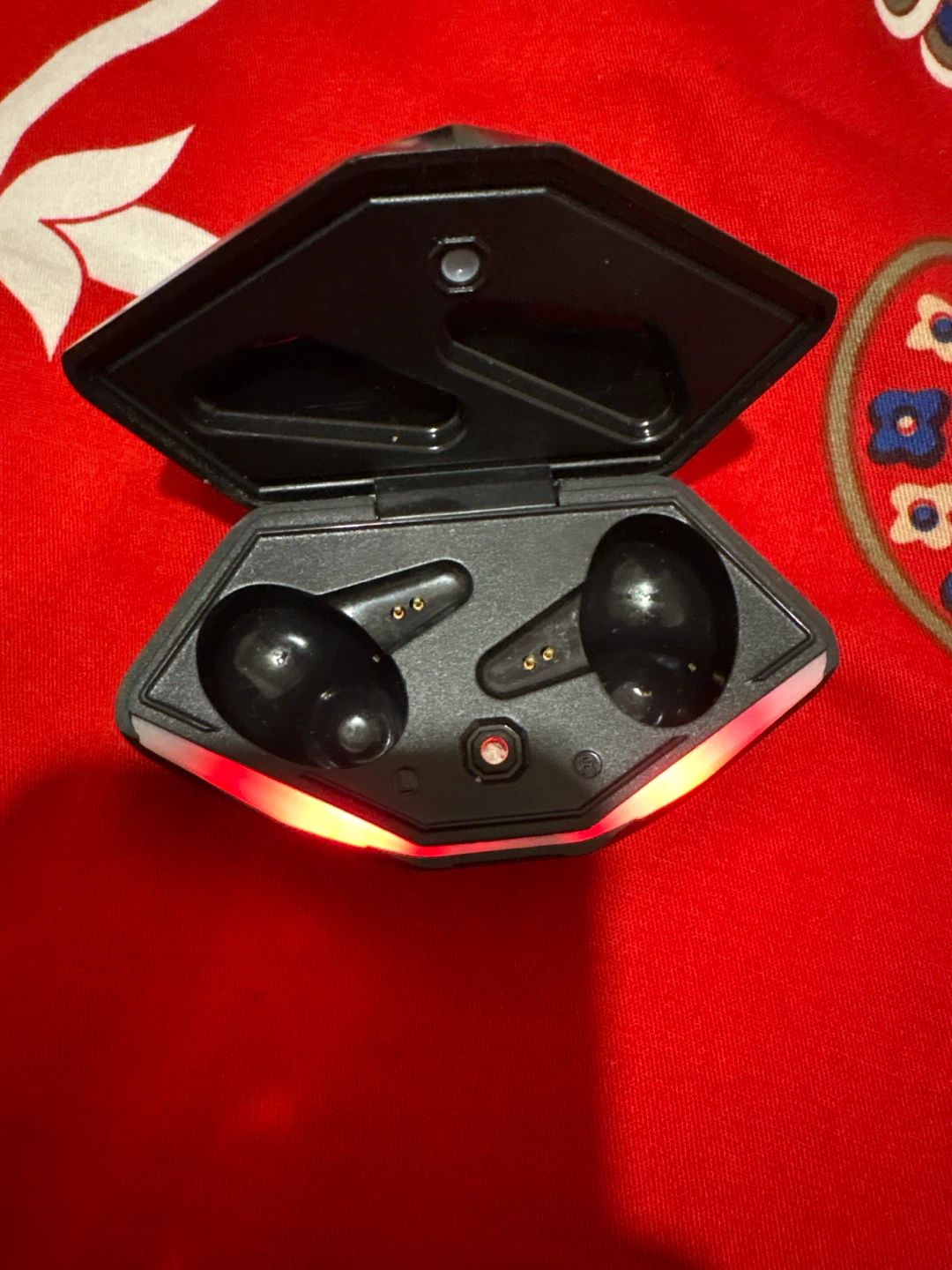 Black Wireless Earbuds with Charging Case - photo 4