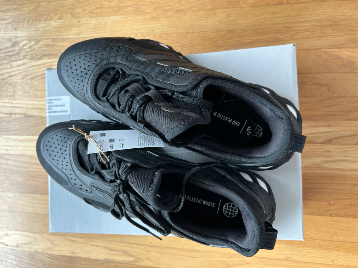 Adidas Black Running Shoes - photo 2