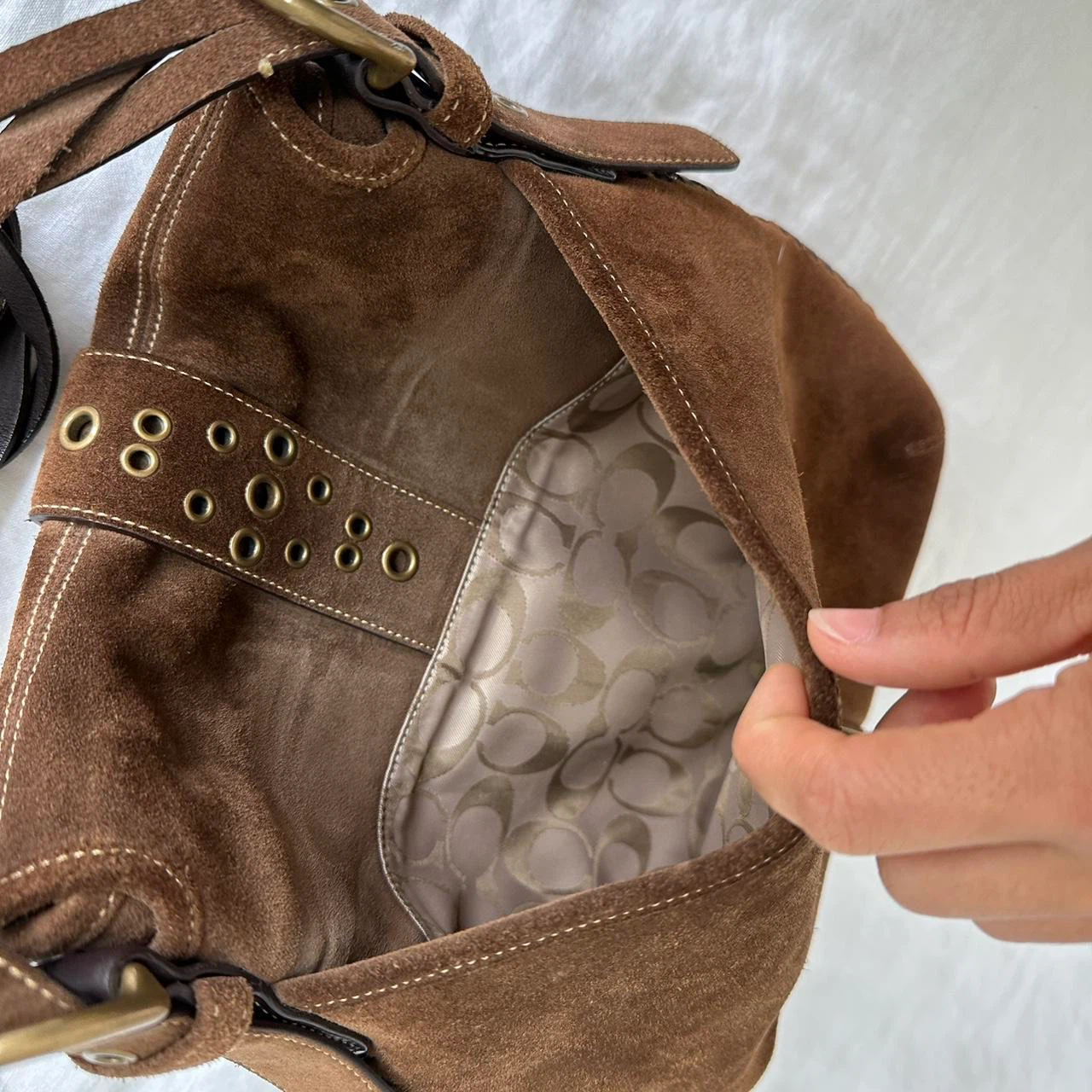 Vintage Brown Suede Coach Bag with Fringes - photo 4