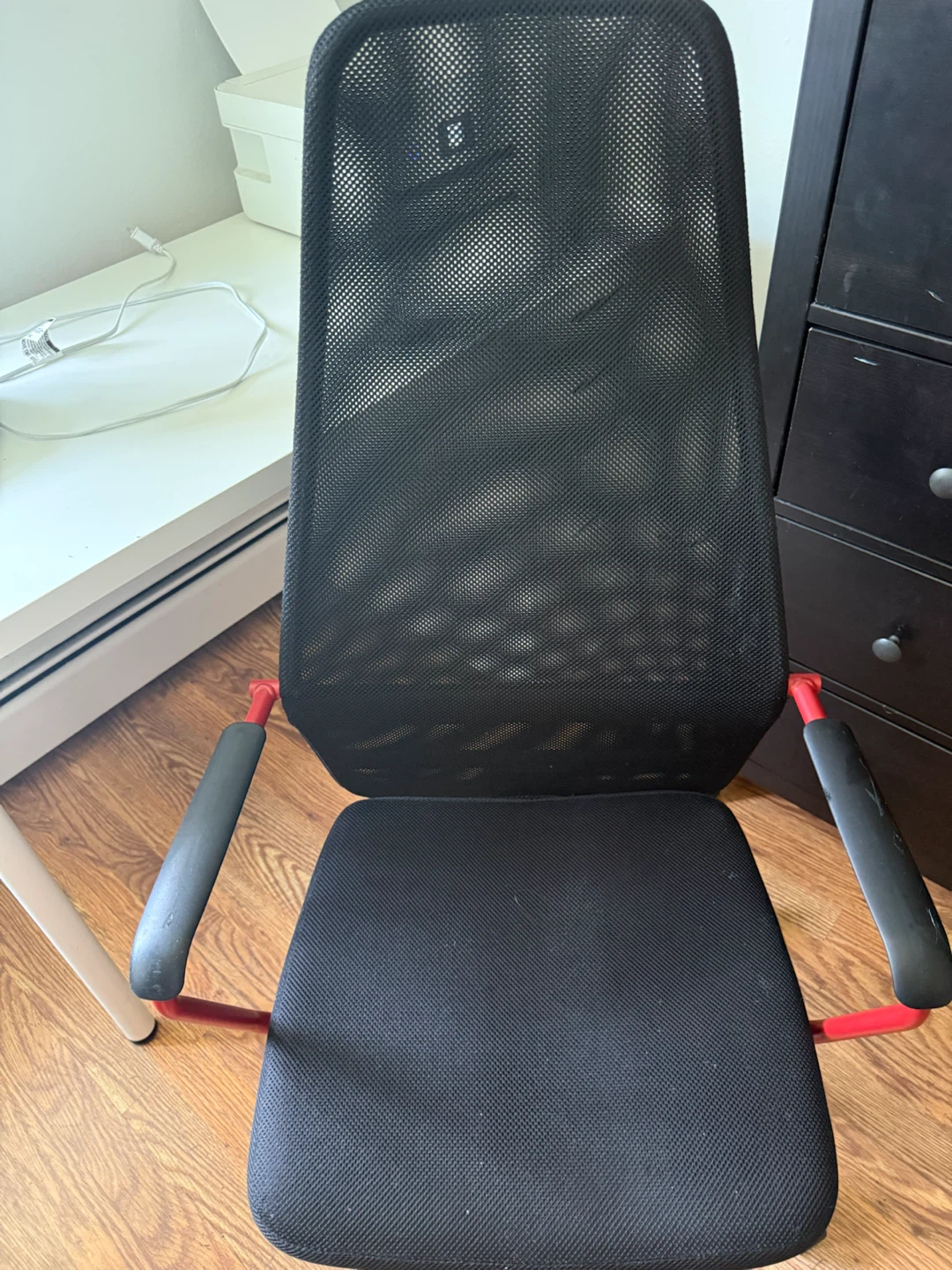 Black Mesh Office Chair with Red Accents - photo 2