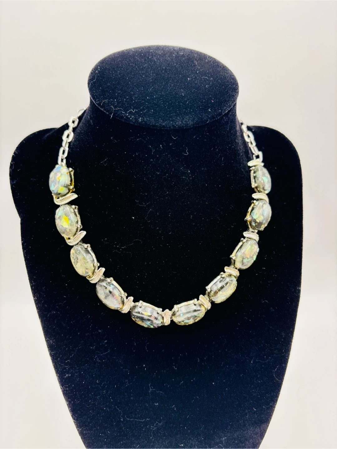 *READ* Coro Faux Amber Glass Silver-Tone Necklace - photo 2