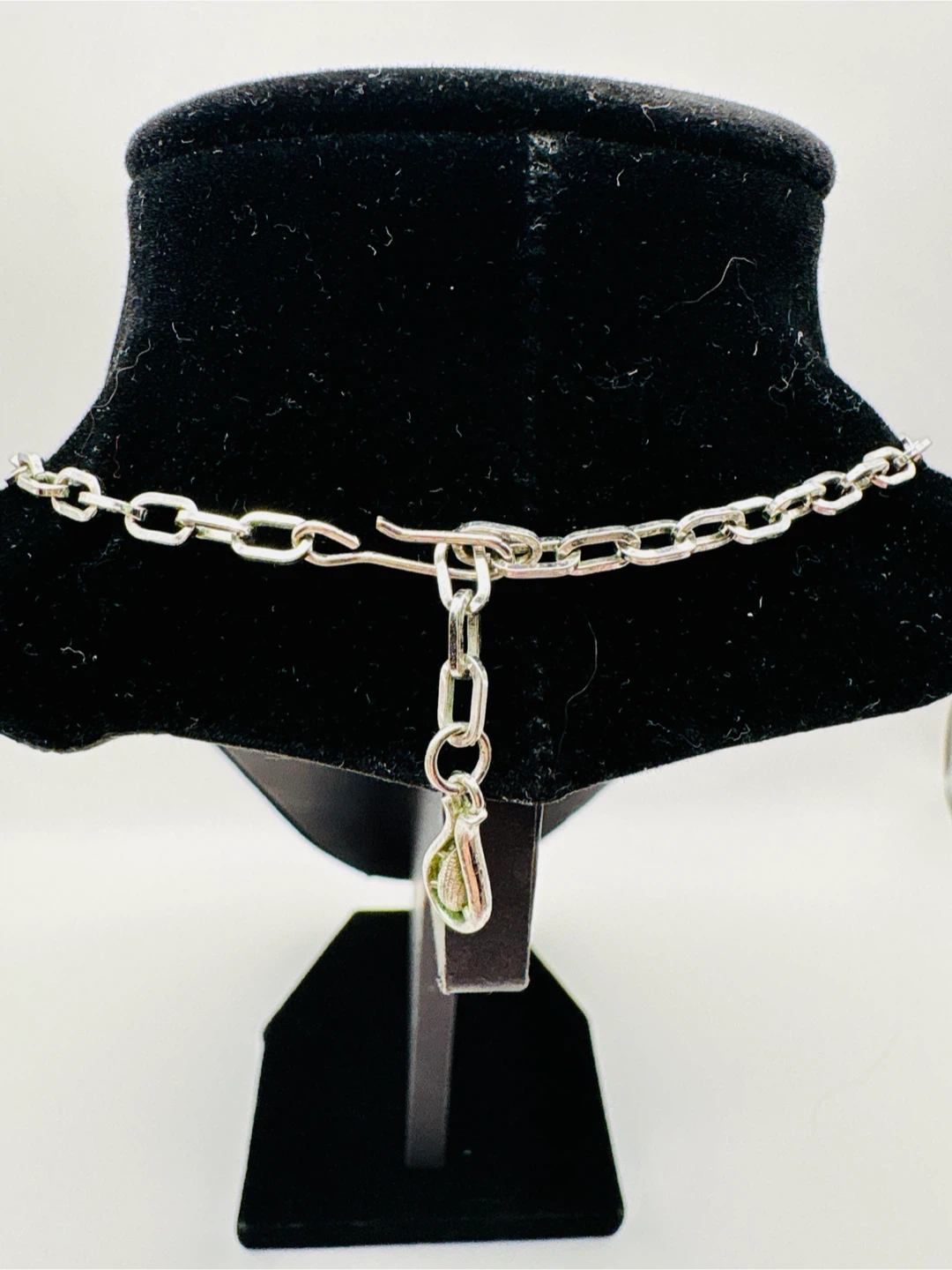 *READ* Coro Faux Amber Glass Silver-Tone Necklace - photo 4
