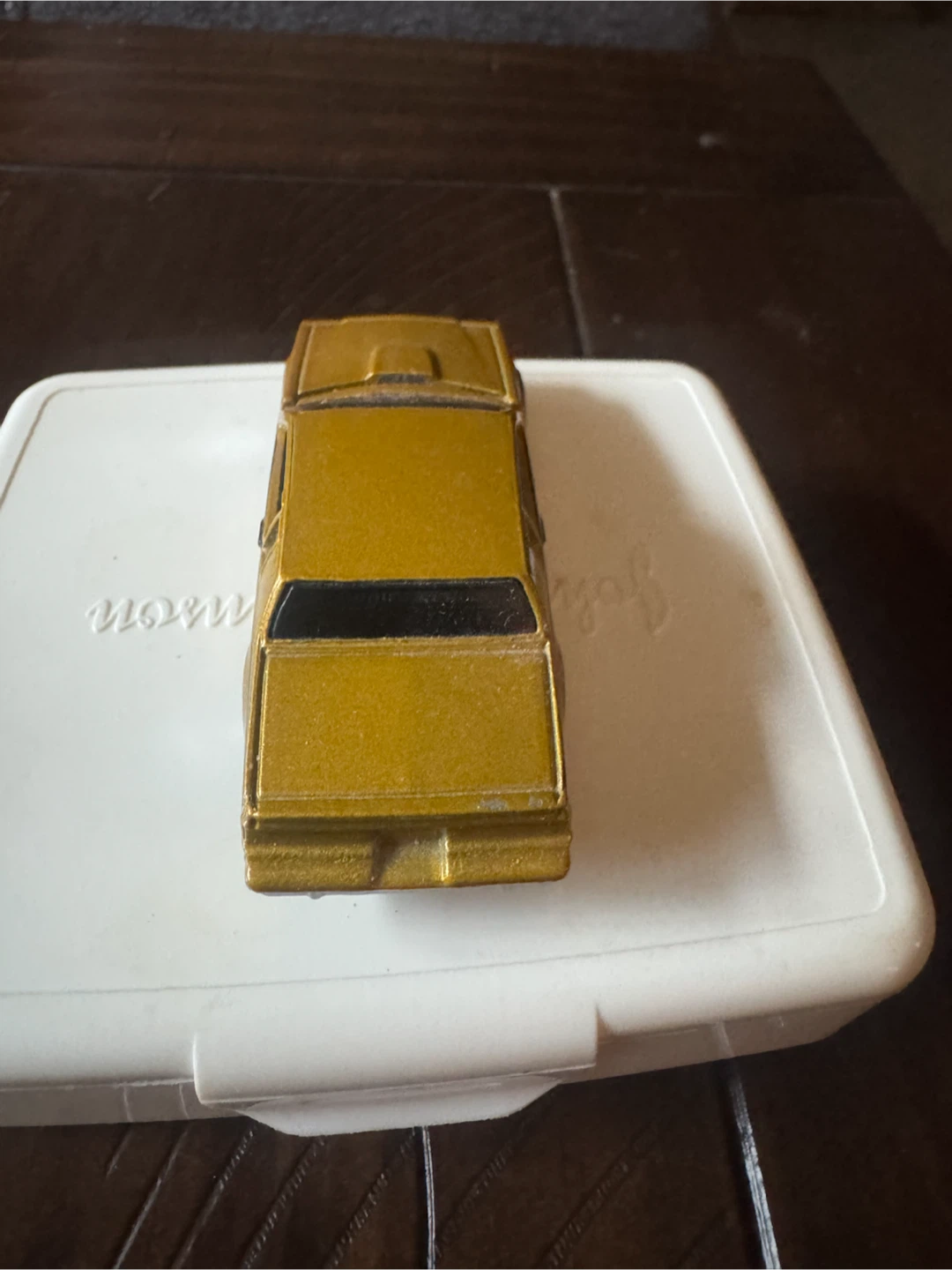 Hot Wheels 1987 Buick Grand National Gold - photo 2