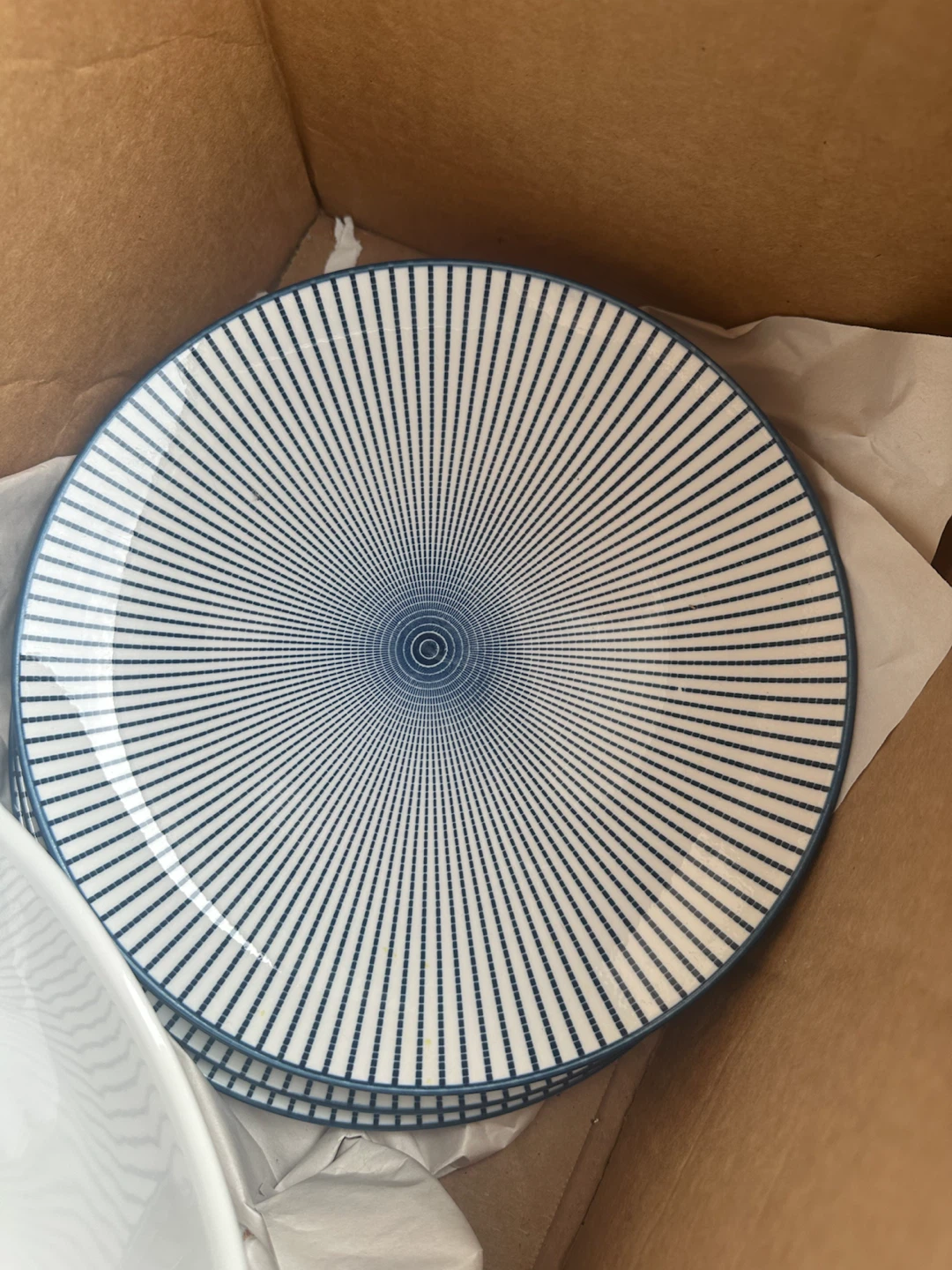 Set of 8plates