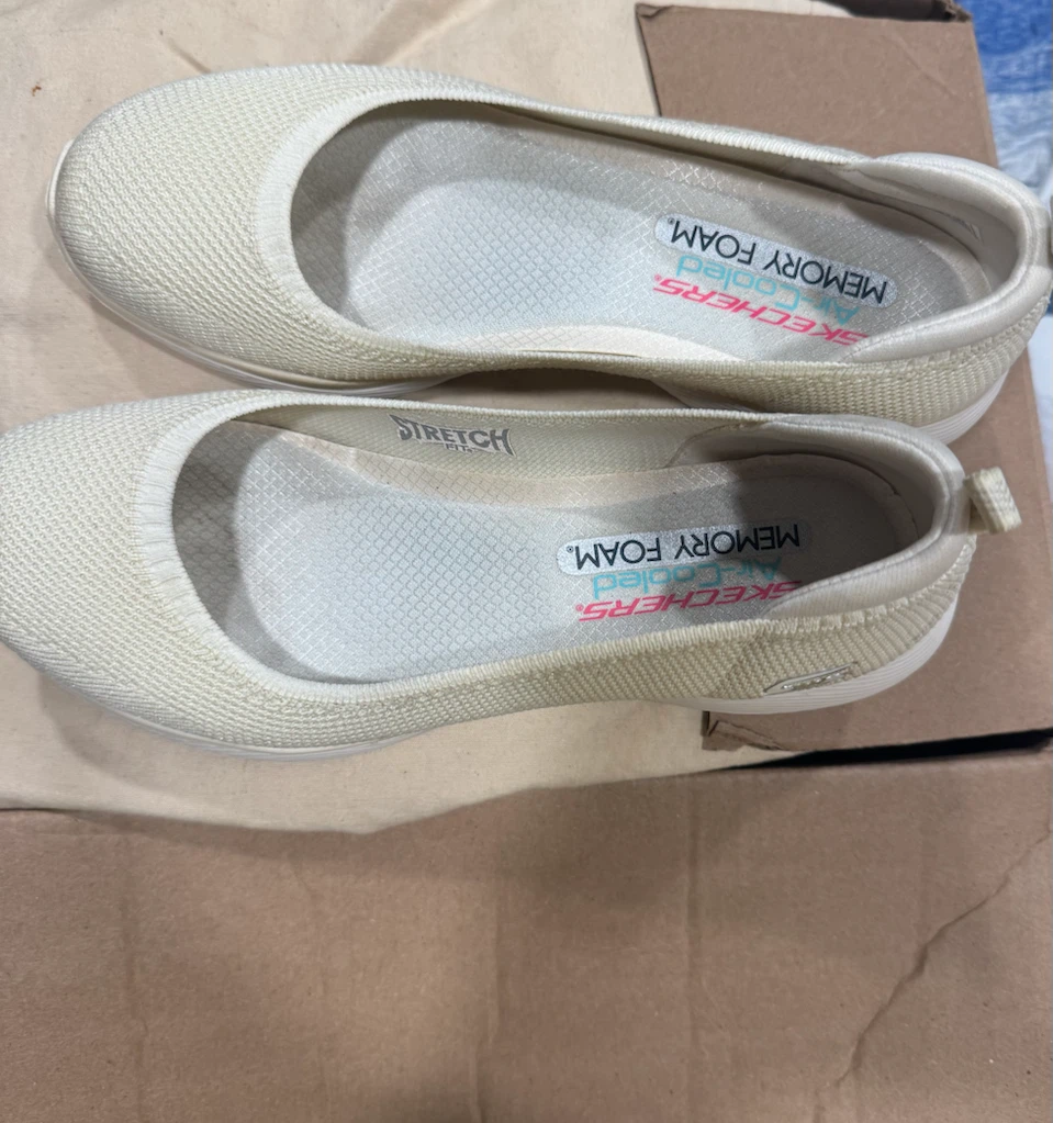 Skechers Women's Memory Foam Ballet Flats
