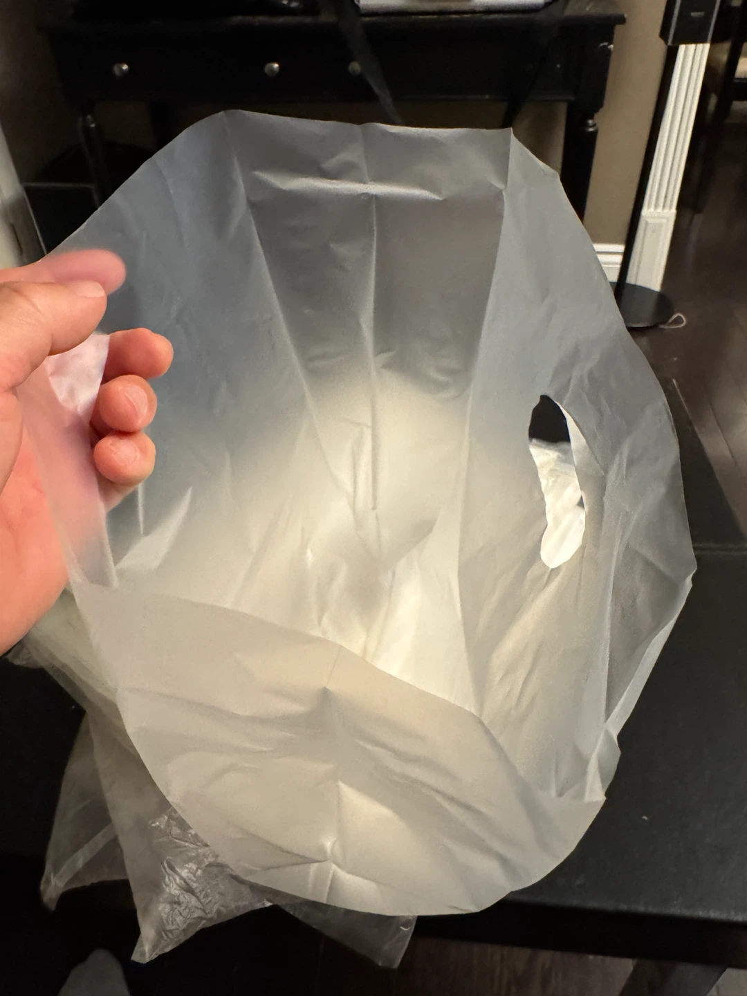 Semi-Transparent Gift & Food Bags (Approx. 350) – $10 - photo 2