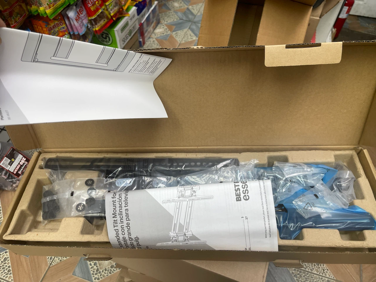 Best Buy Essentials Large Extended Tilt Mount for 32-70" TVs