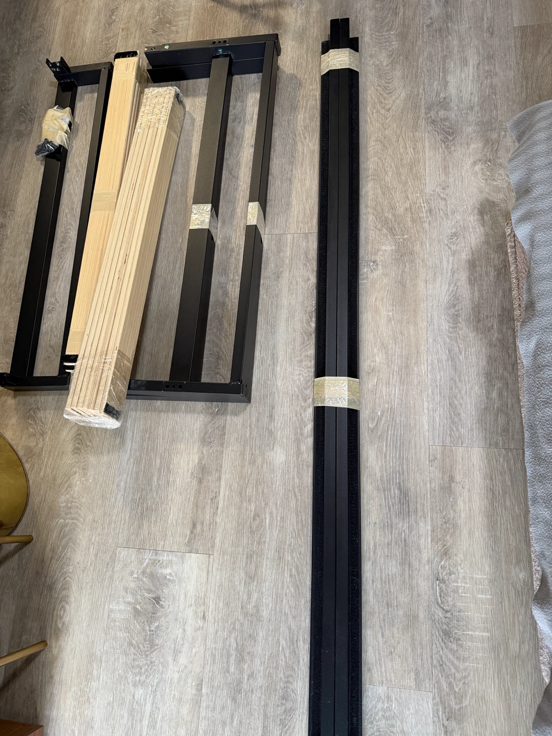 Single metal bed frame