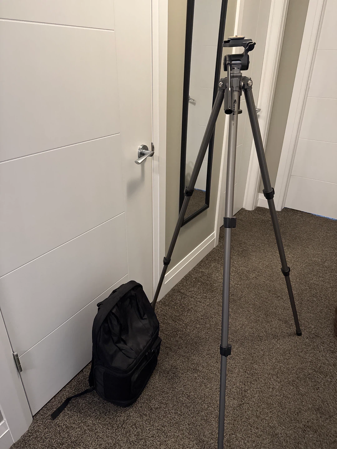 Manfrotto Tripod with Ball Head & Camera knapsack - photo 3