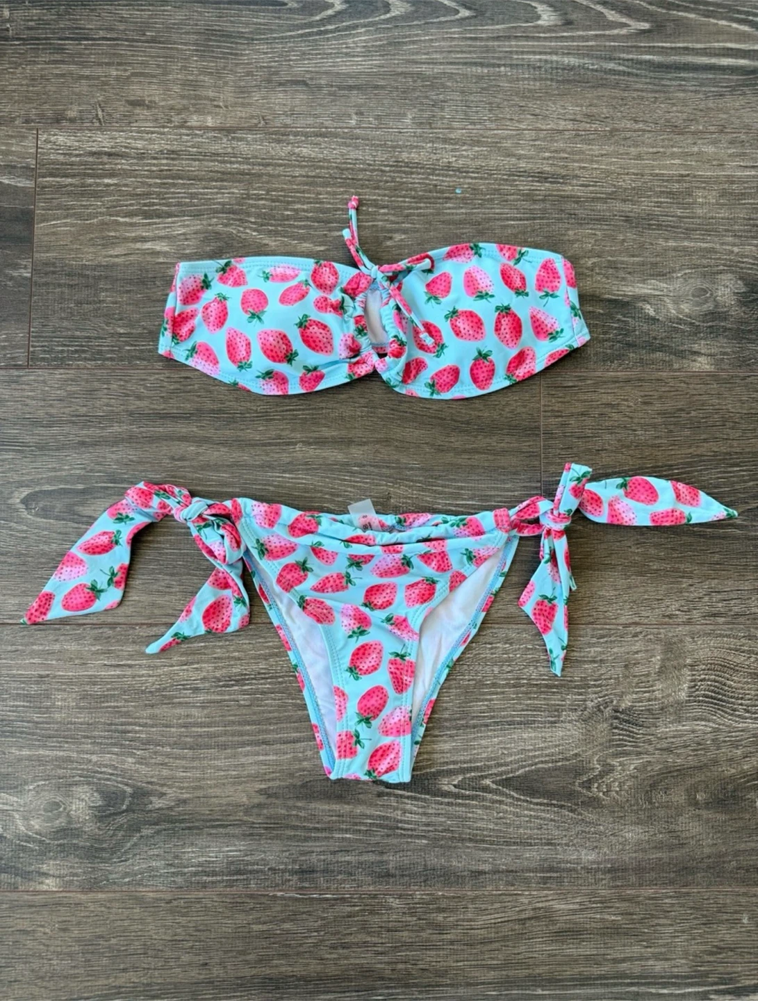 New Strawberry Print padded Bikini size small