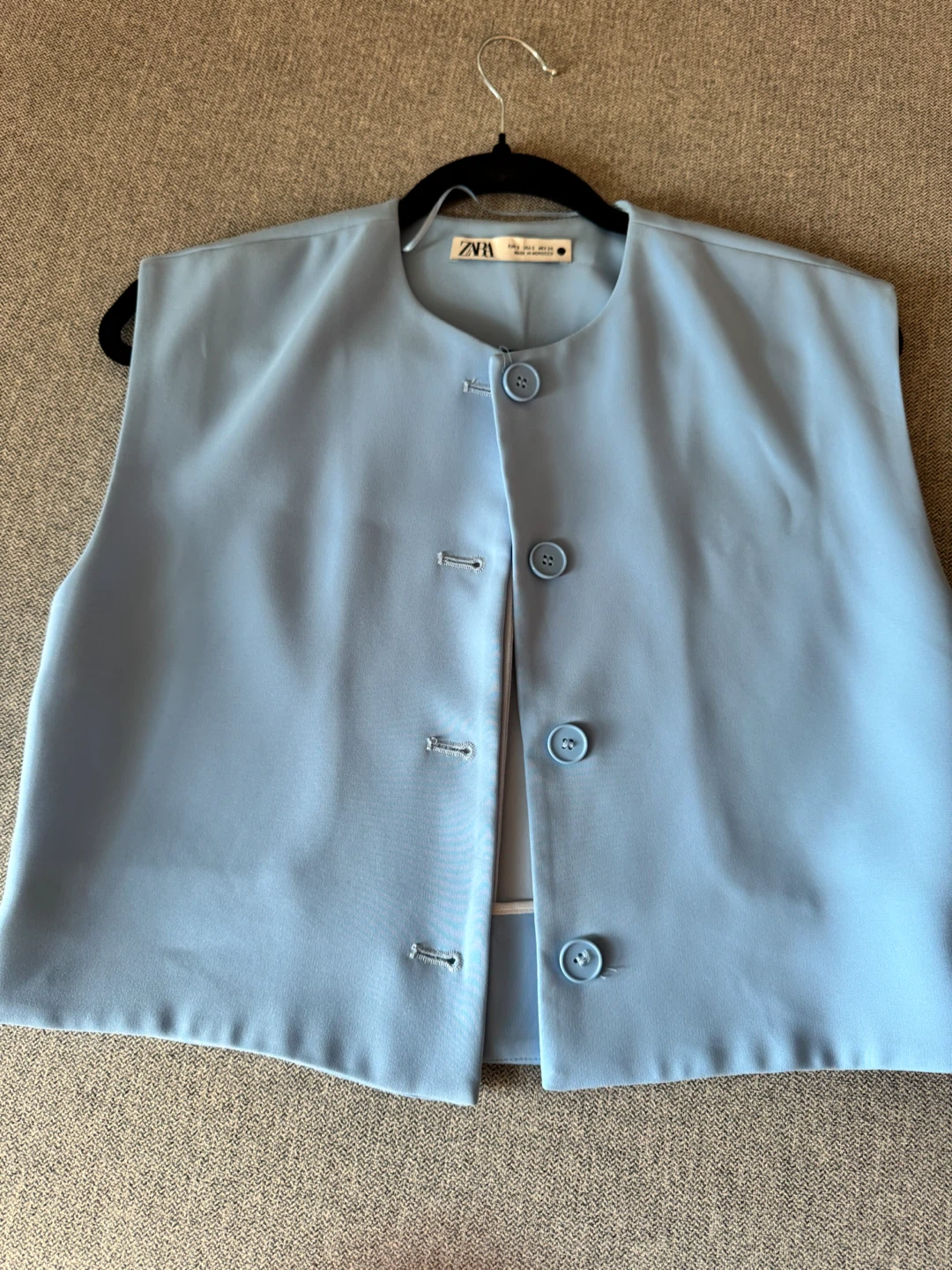 Zara Sleeveless Vest - Size S - photo 2