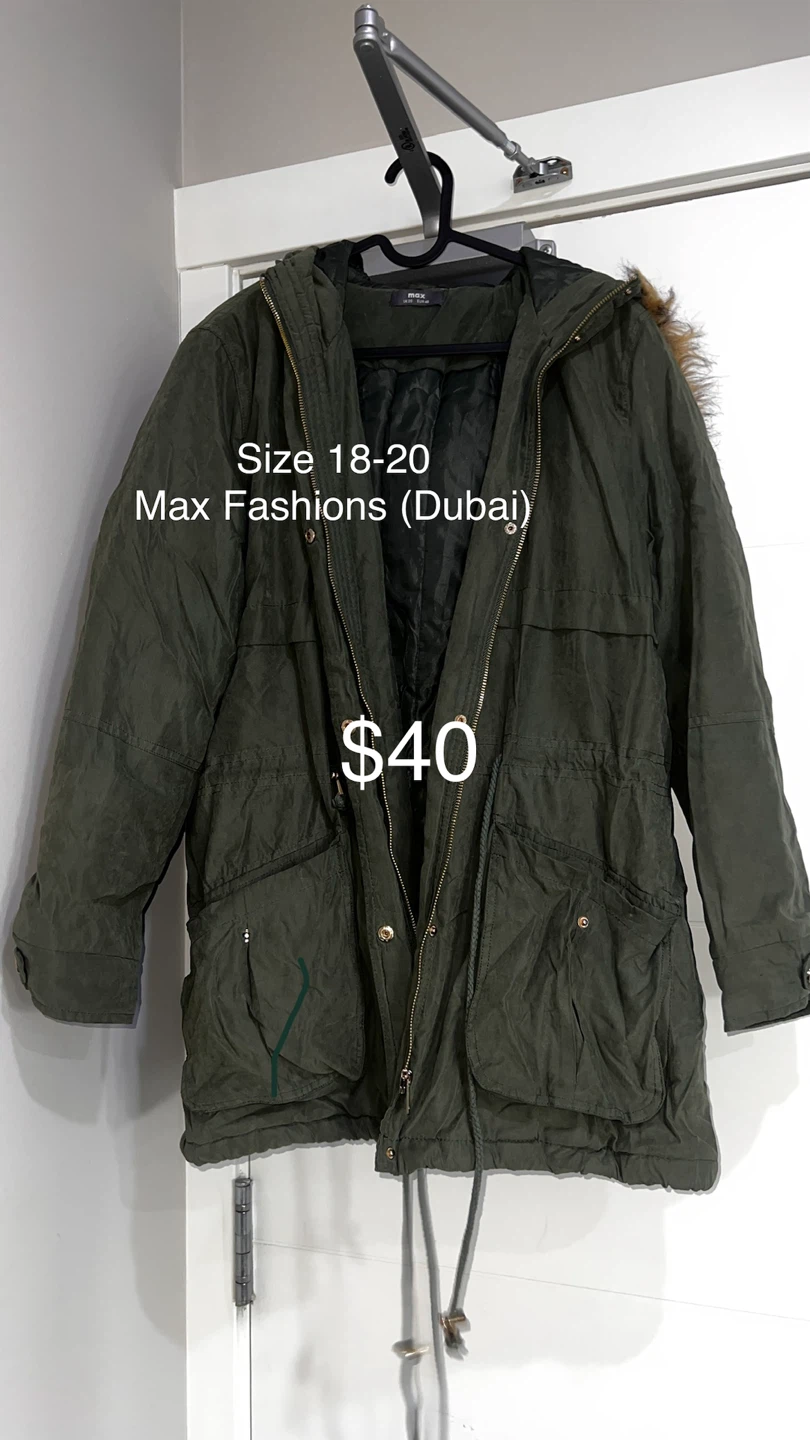 Women’s Clothing Moving Sale 👗✨ Hoodies and Jackets Size L/XL - photo 2