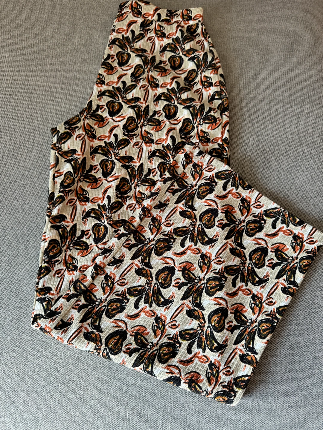 Zara Wide Leg Printed Trousers - Size M
