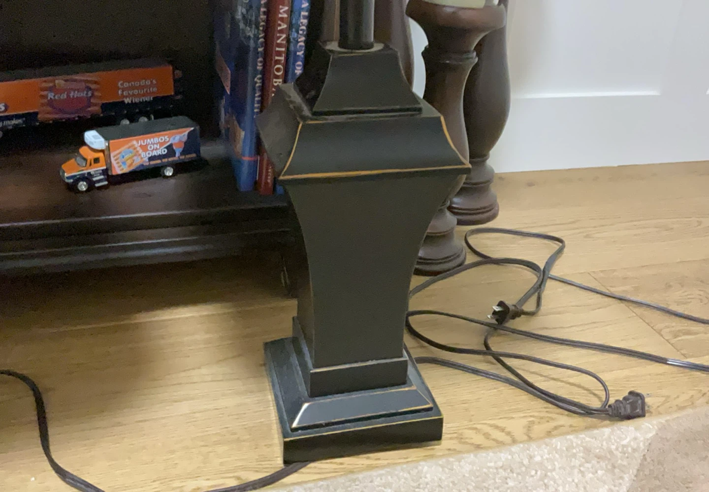 Pair of Black Table Lamps with Beige Shades - photo 2