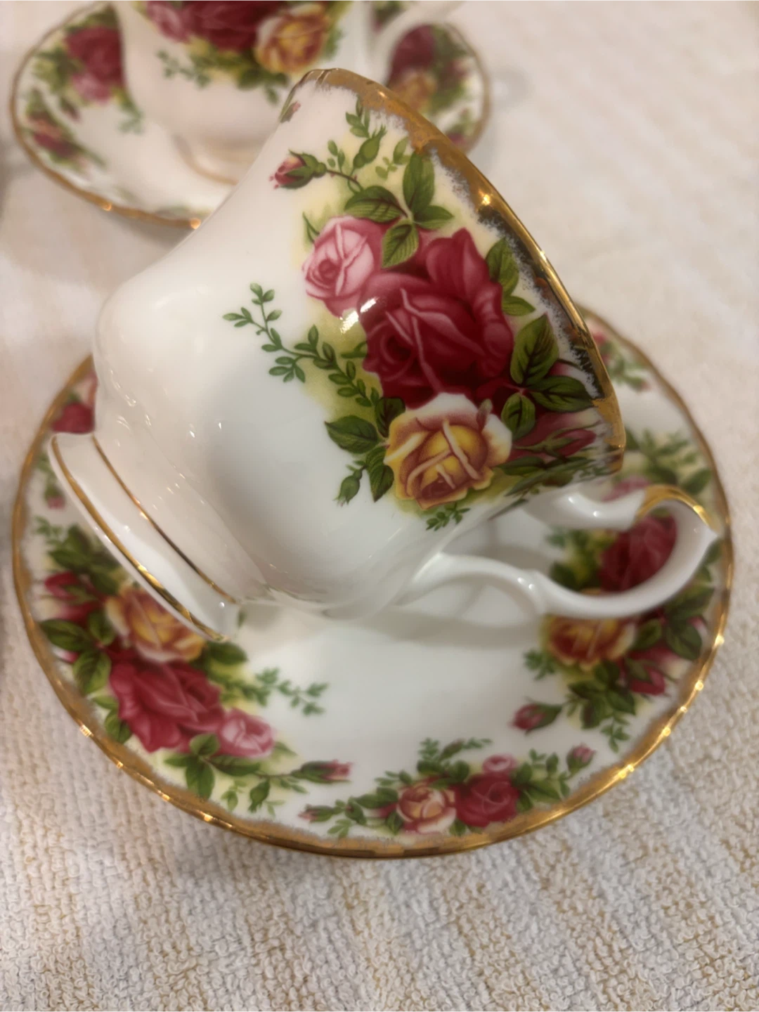 Royal Albert Old Country Roses Tea Cups & Saucers Set - photo 4