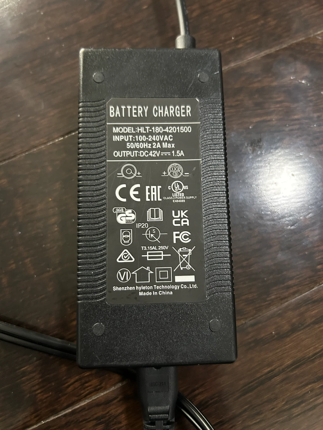 DC 42V 1.5A Electric Scooter Charger Model: HLT-180-4201500 - photo 2