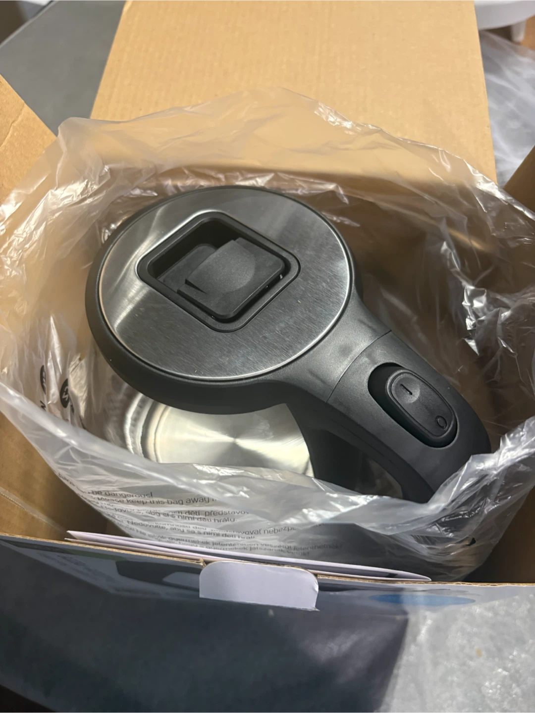 Brand New Cordless Glass Kettle 1.7L - photo 3
