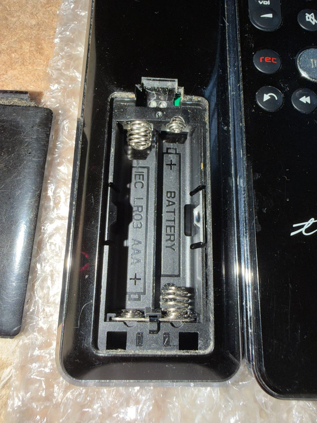 Telus Optik TV Slimline Remote Control D2 - photo 2