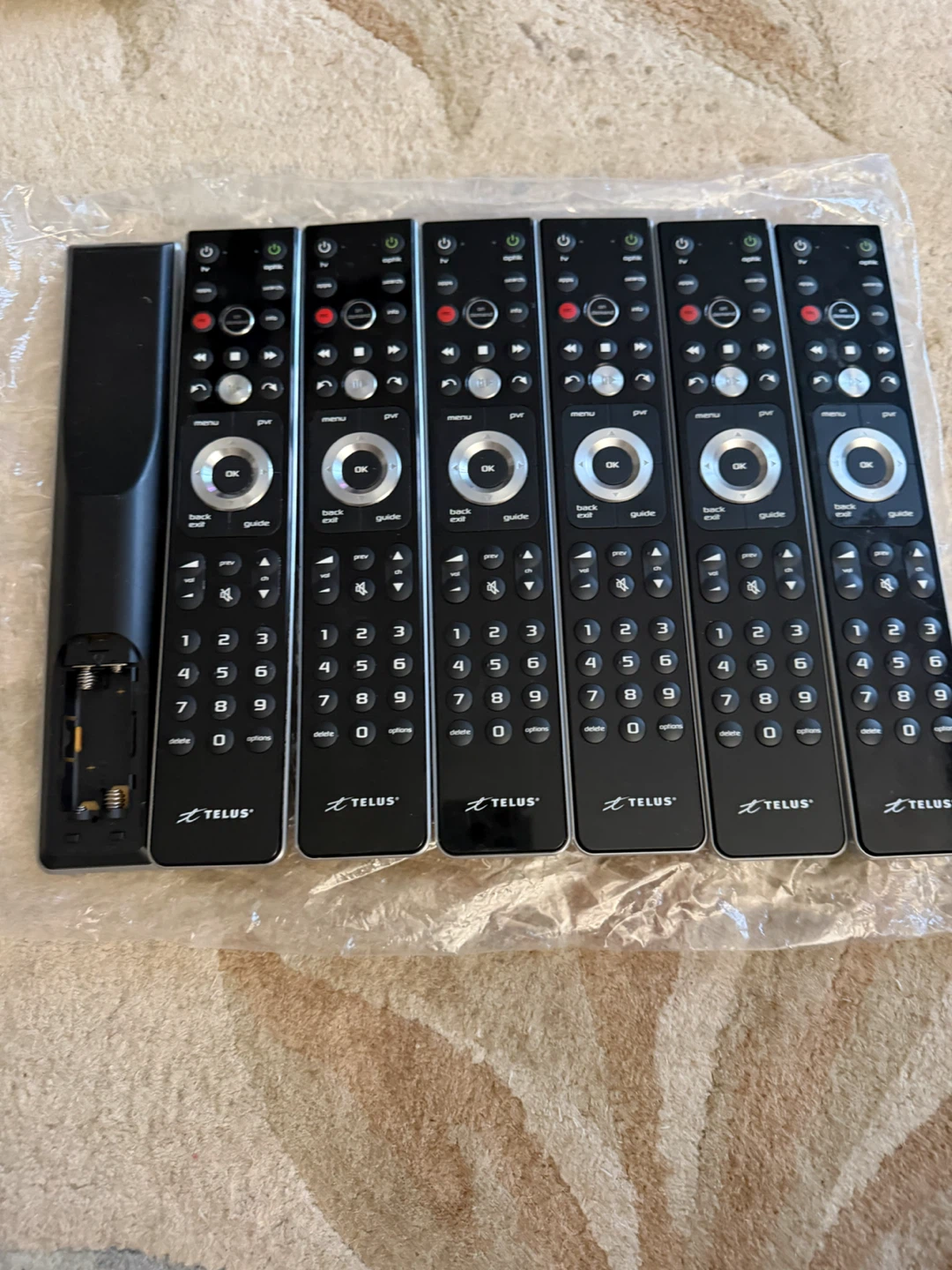 TELUS Optik TV Slimline 2 Remote Control – Model 2774