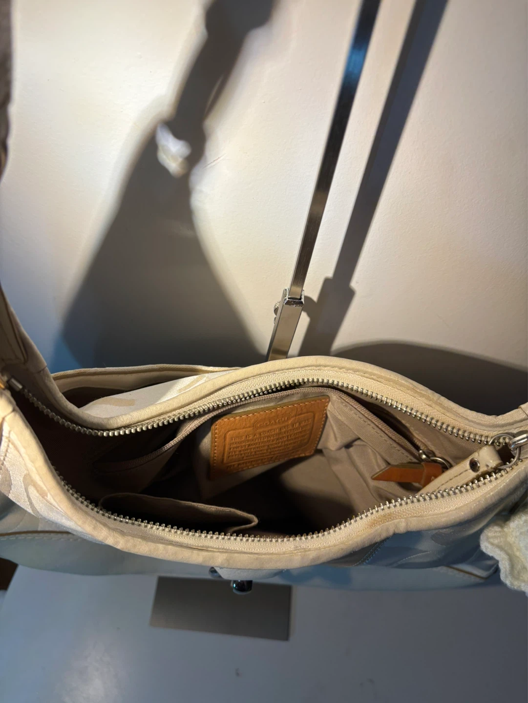Coach Signature Hobo Bag - photo 4
