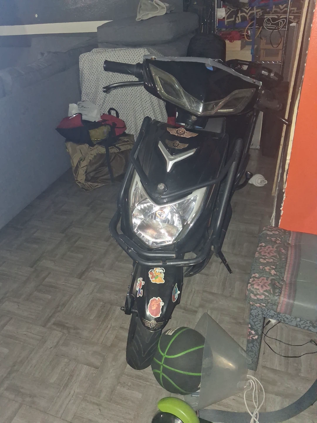 Electric moped