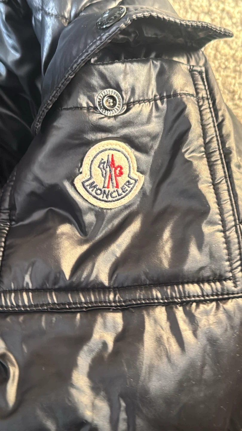 Moncler Black Down Puffer Jacket - photo 3