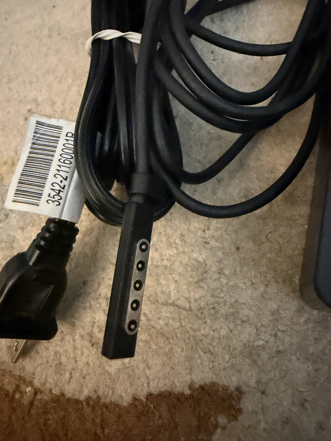 Microsoft Surface Pro 2 Charger - photo 2