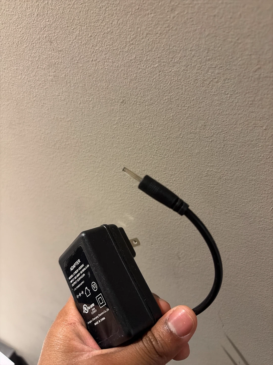 Power Adapter CYSE20-120200U - photo 2