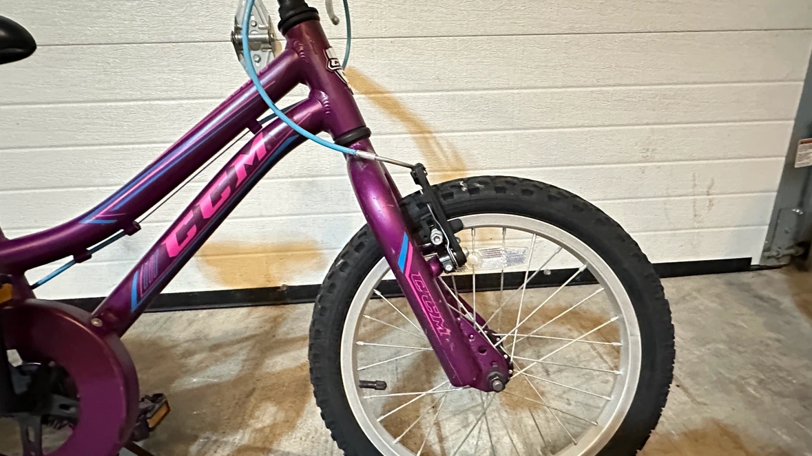 Purple CCM Flow 16 Kids Bike - photo 4
