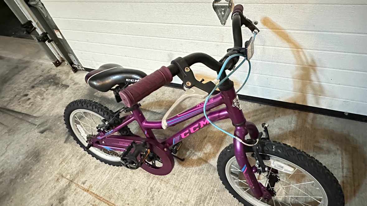 Purple CCM Flow 16 Kids Bike - photo 5