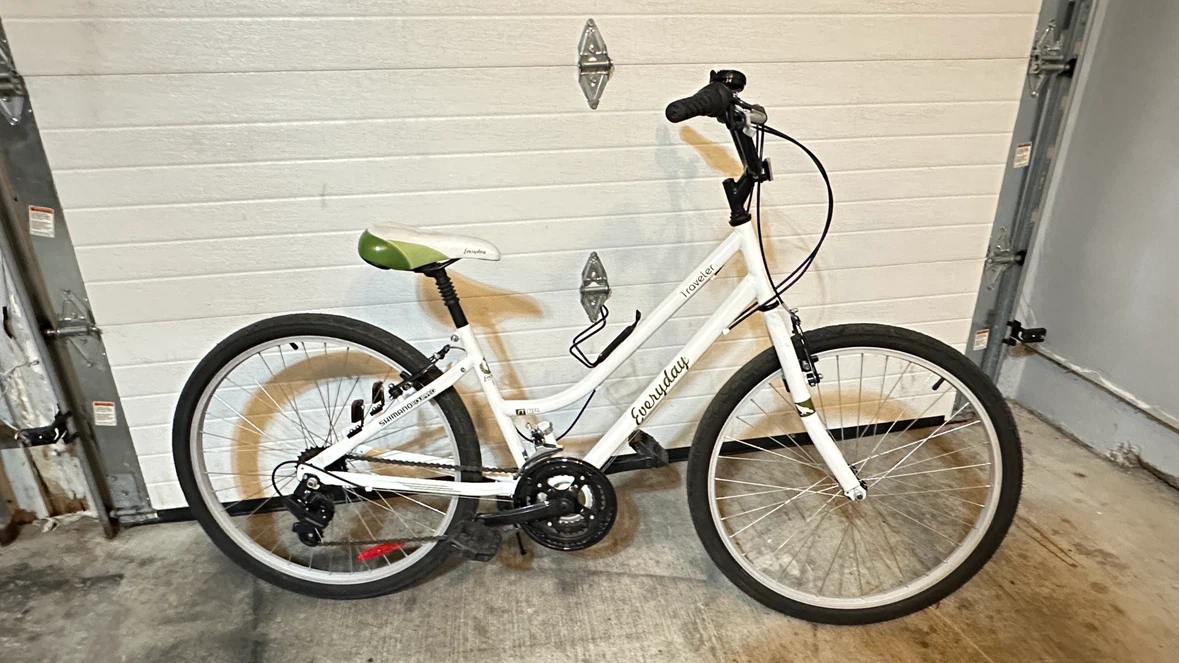 26” White Everyday Traveler Bicycle