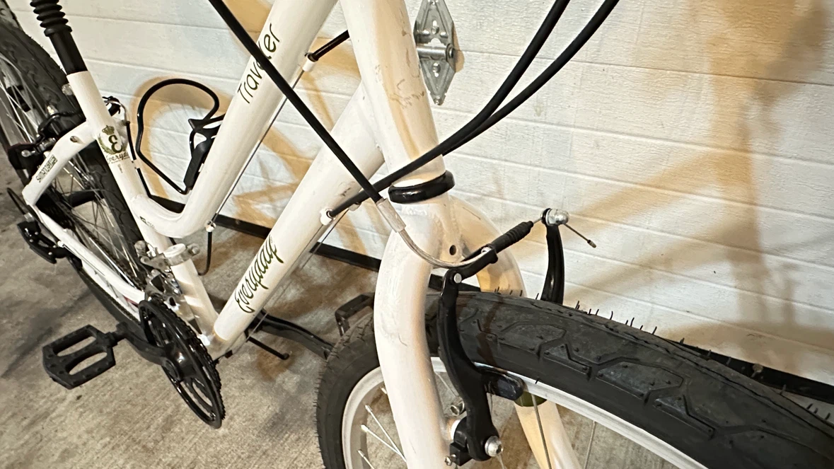 26” White Everyday Traveler Bicycle - photo 5