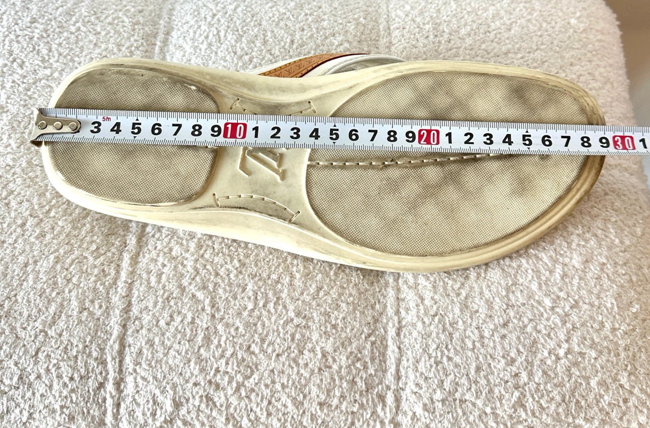 Louis Vuitton Men’s White Flip Flops - photo 4