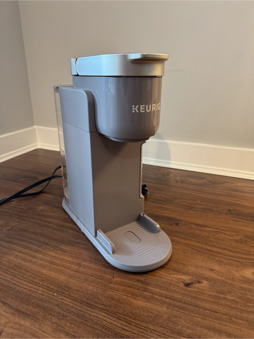 Keurig Coffee Maker(box 🅾️)