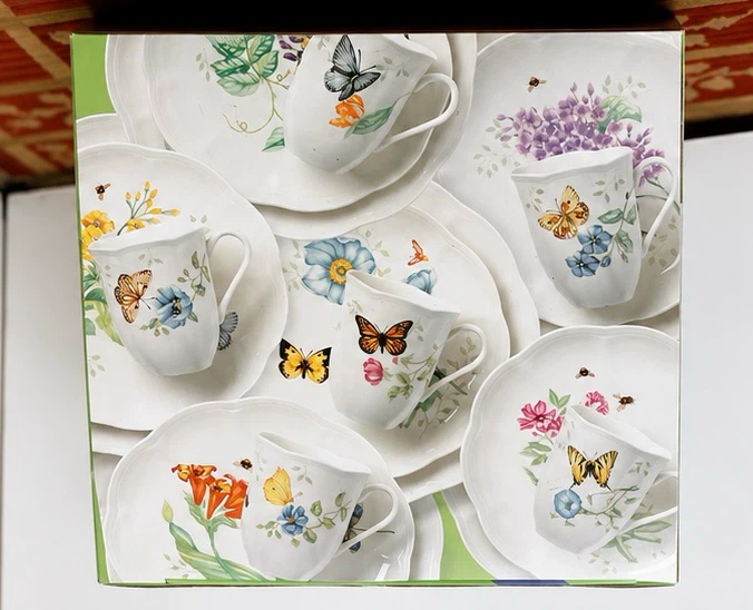 NEW Lenox Butterfly Meadow 18-Piece Dinnerware Set - photo 3
