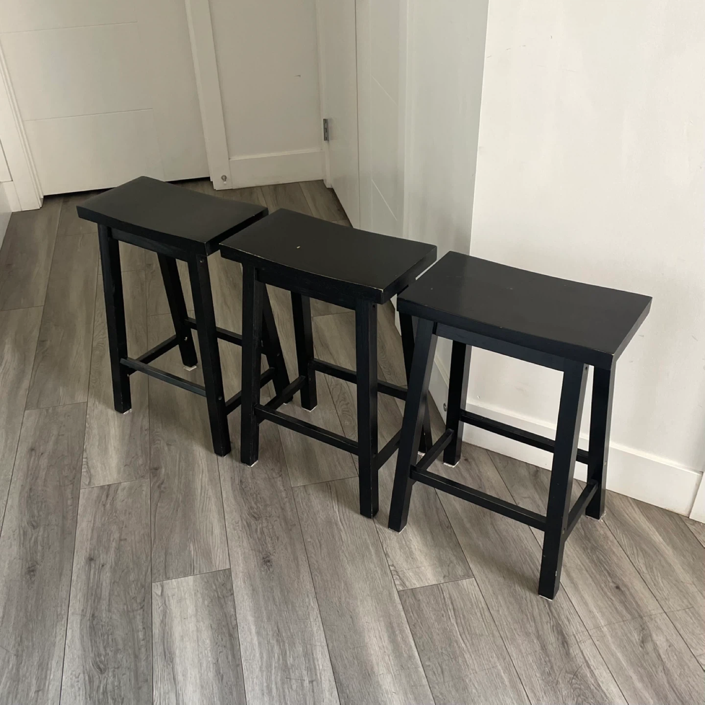 3 Bar Stools - photo 2