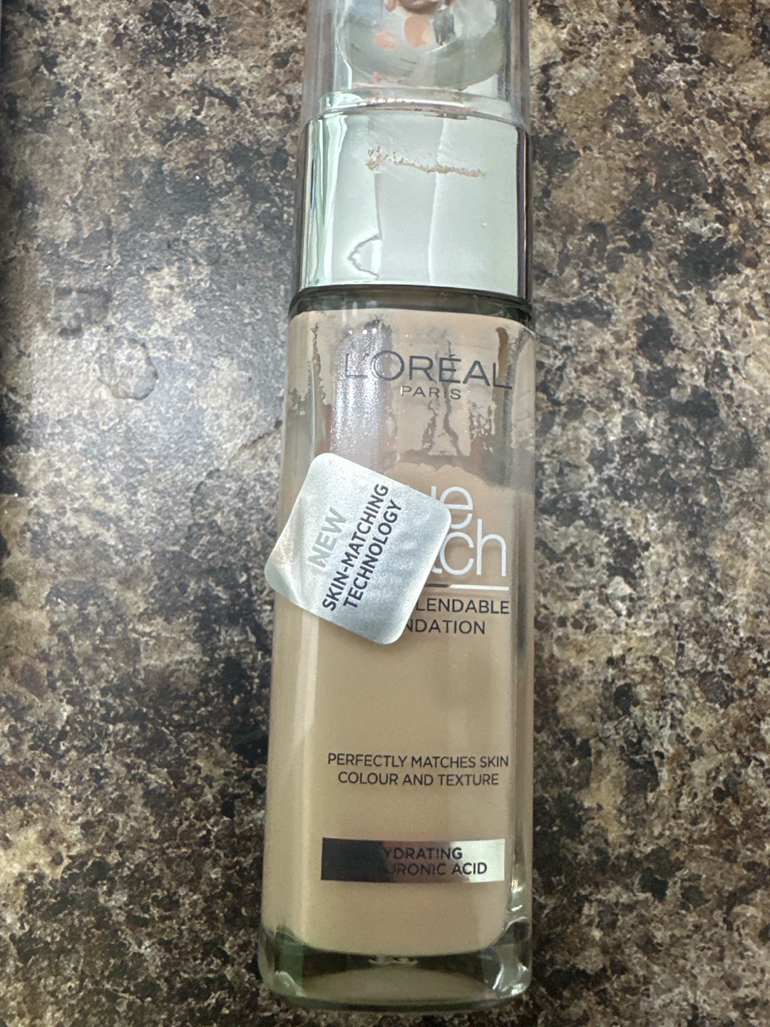 L'Oreal Paris Infallible Pro-Glow Foundation