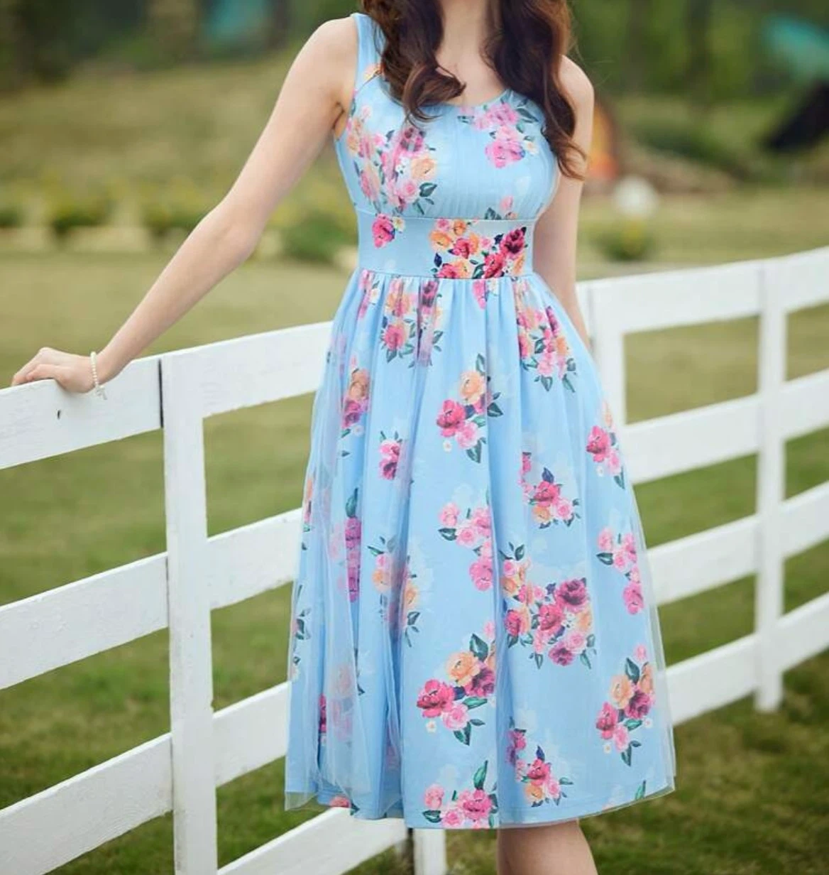Light Blue Floral Sleeveless Midi Dress - photo 3