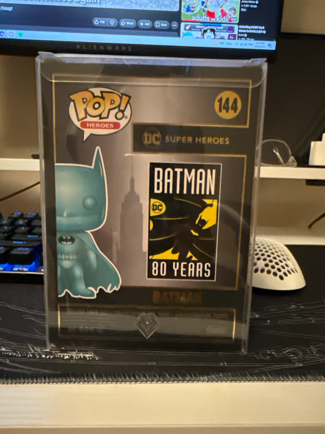 Funko Pop! Heroes Batman 144 DC Super Heroes 80 Years - photo 3