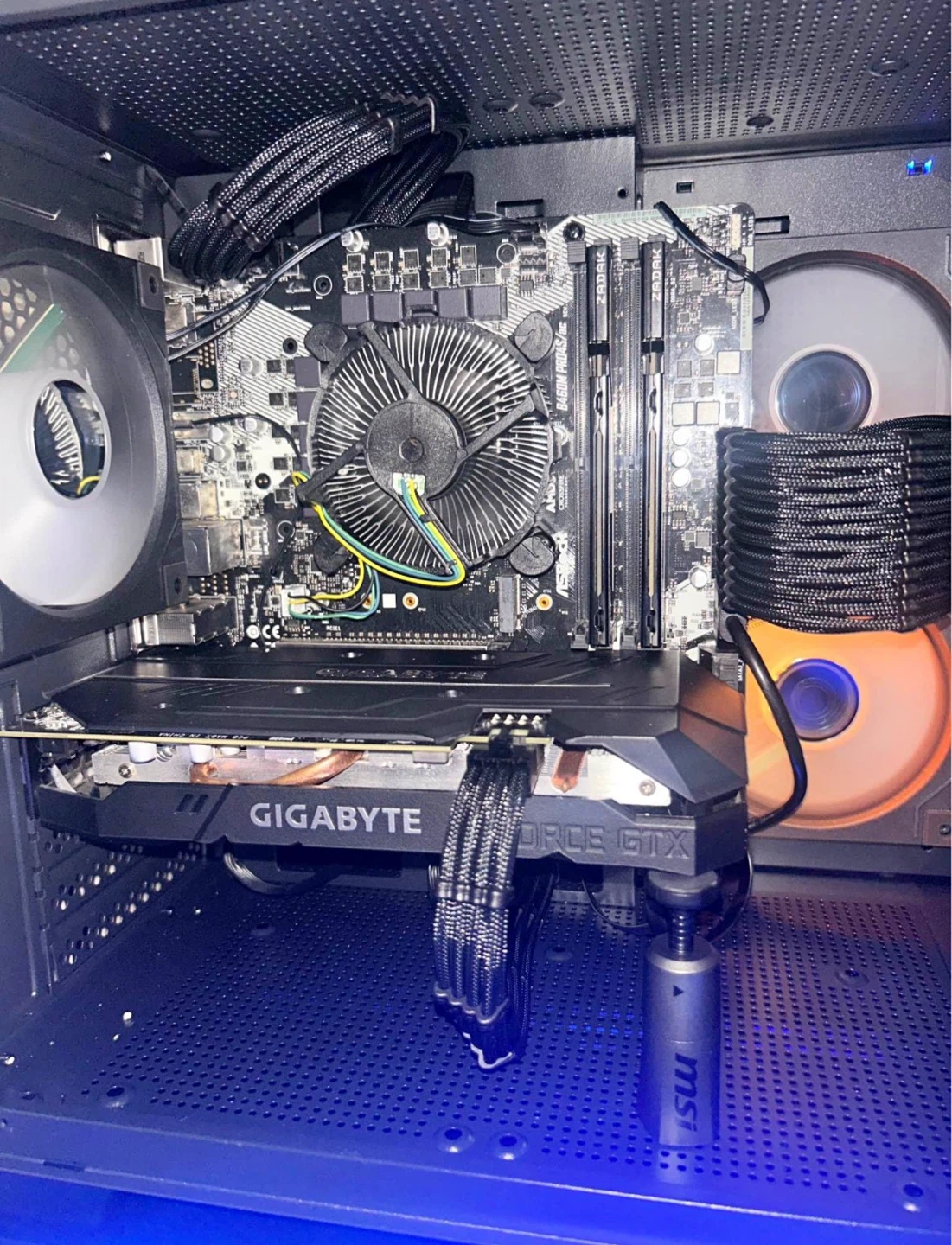 Custom Gaming PC - Gigabyte GeForce GTX - photo 2