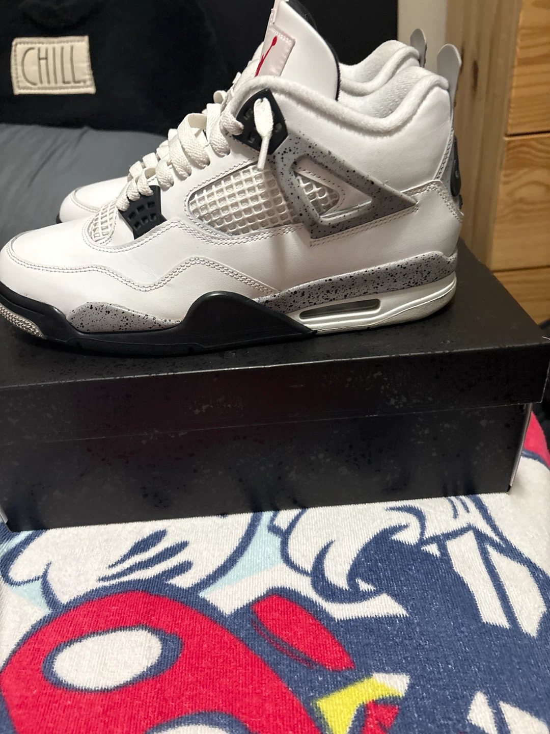 Air Jordan 4 White Cement - photo 2