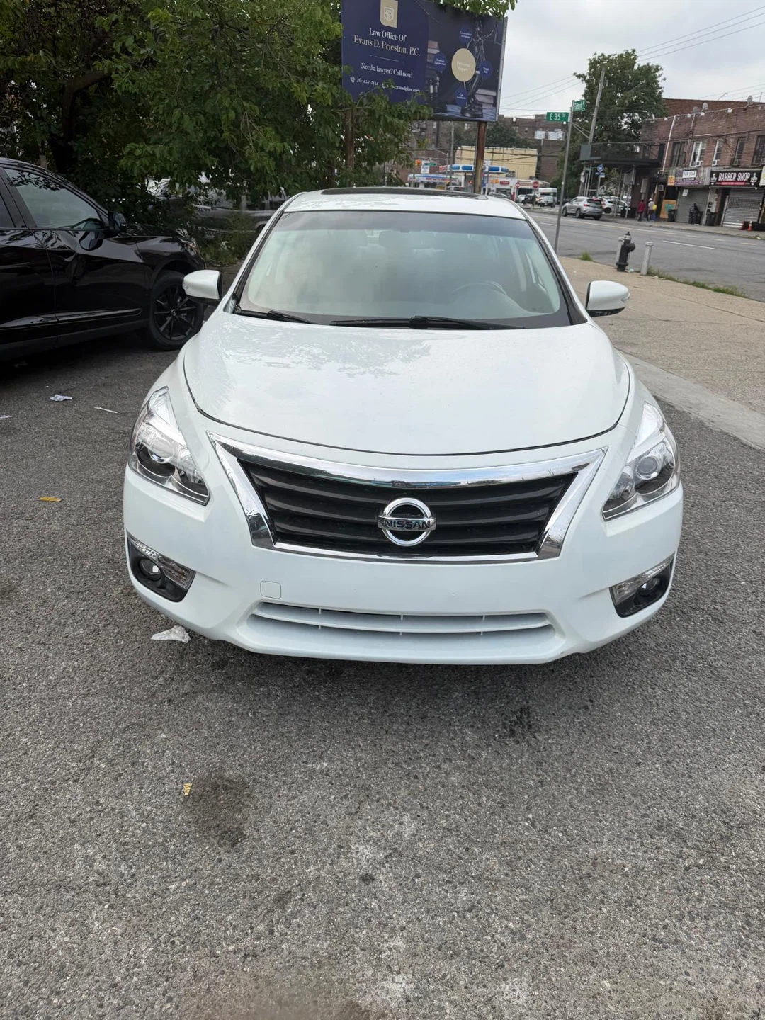 White Nissan Altima SL - photo 3