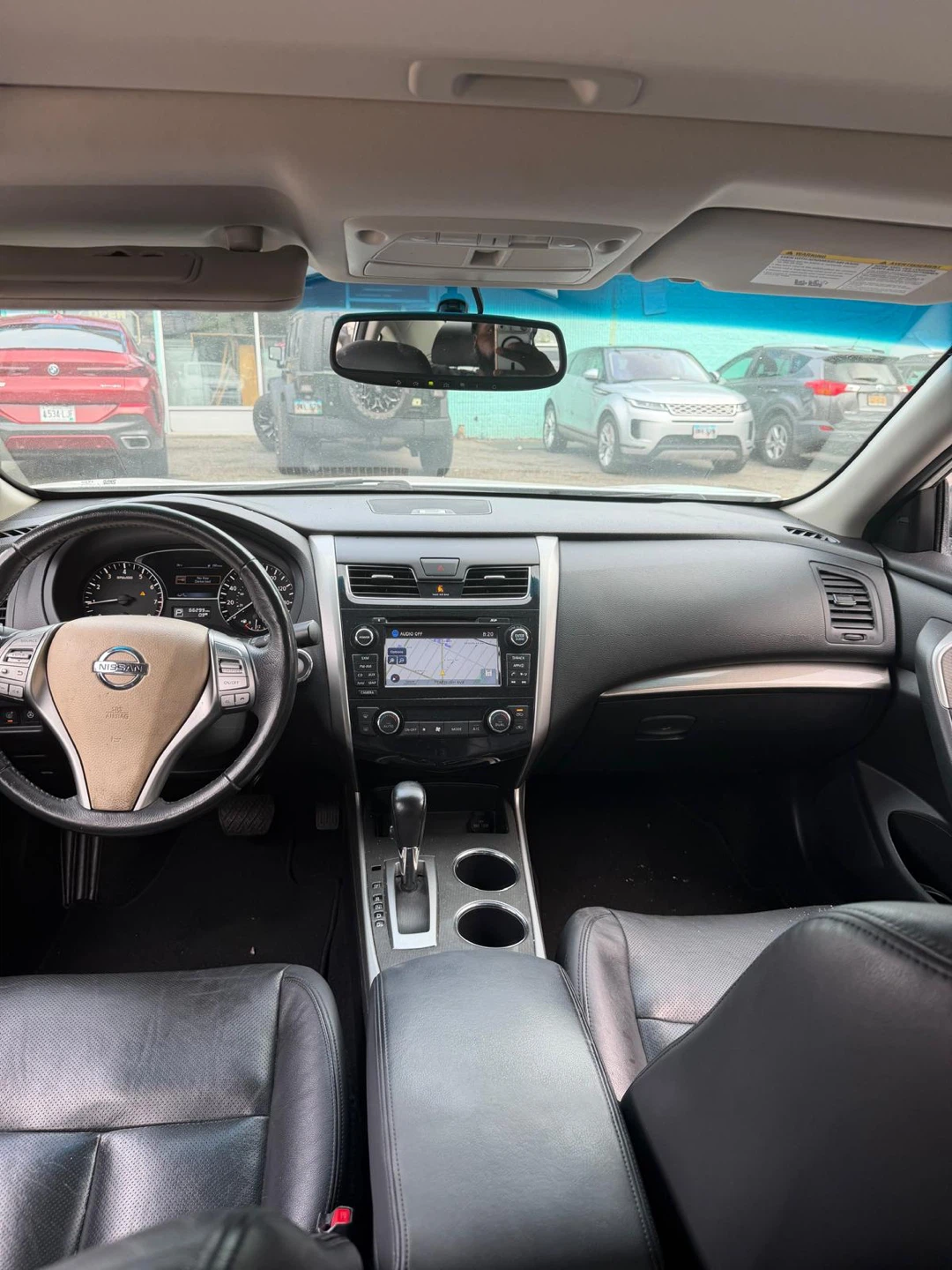 White Nissan Altima SL - photo 5