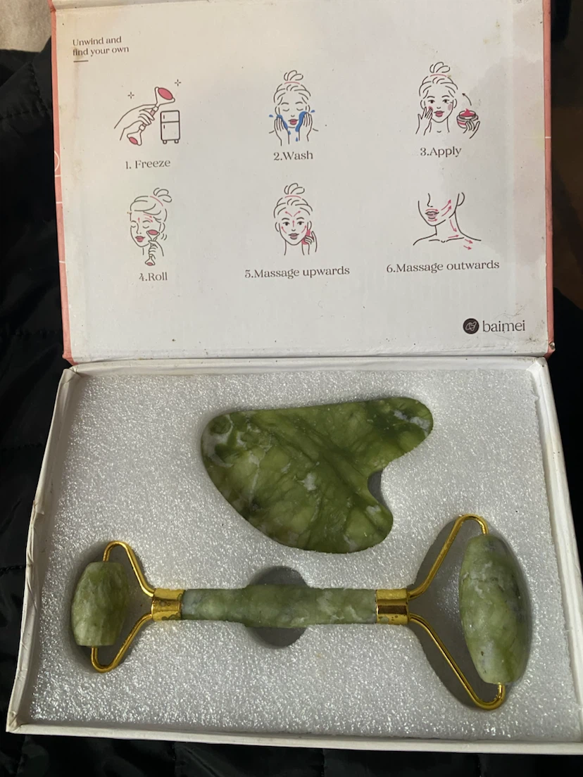 Baimei Jade Roller & Gua Sha Set - photo 2